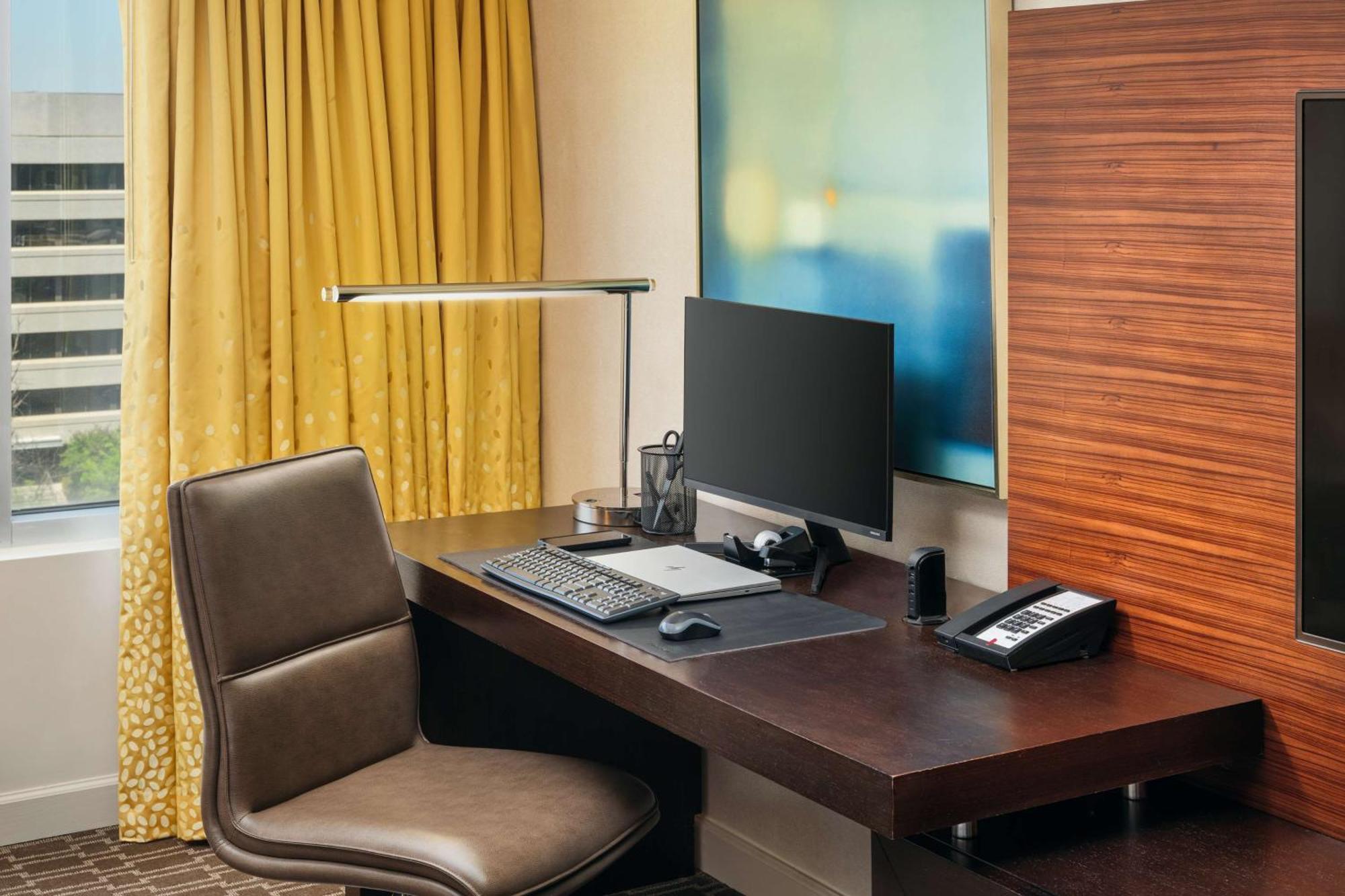 Hilton Mclean Tysons Corner Ξενοδοχείο Εξωτερικό φωτογραφία